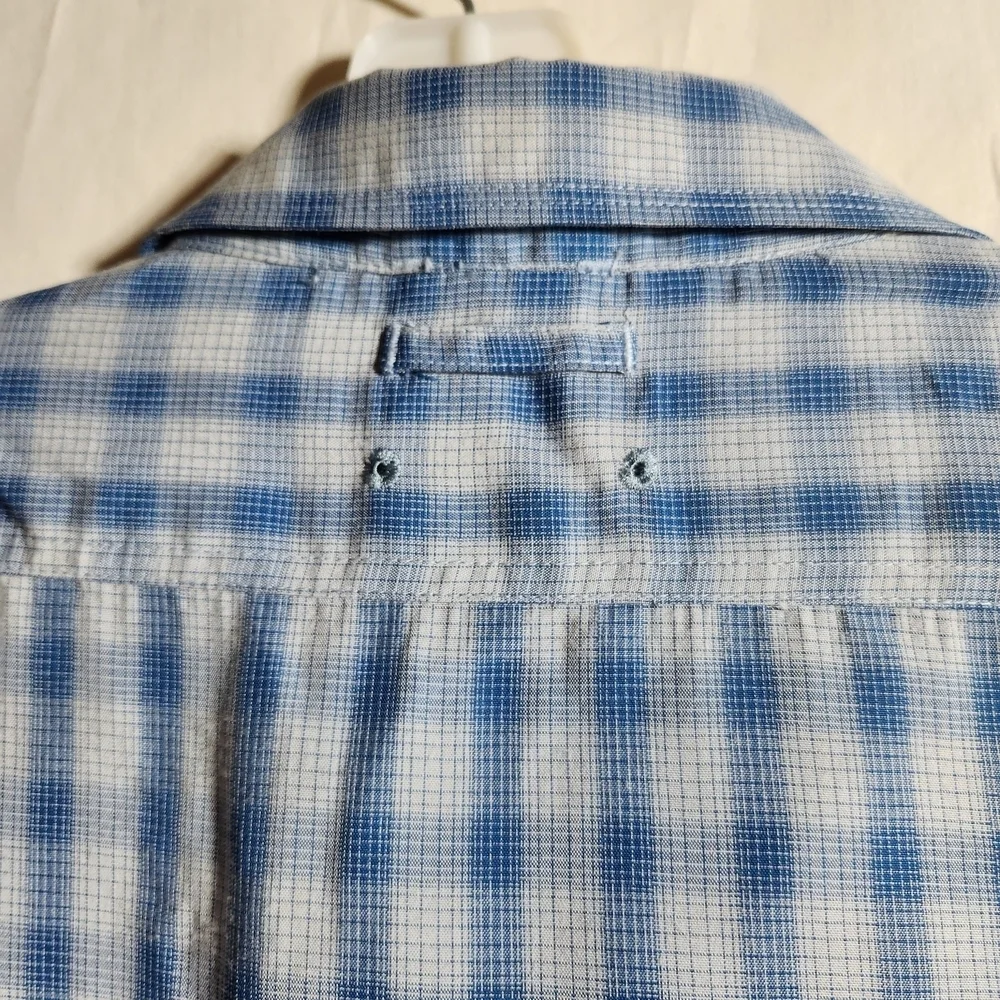The North Face Blue Plaid Men's XL Button Up Shirt